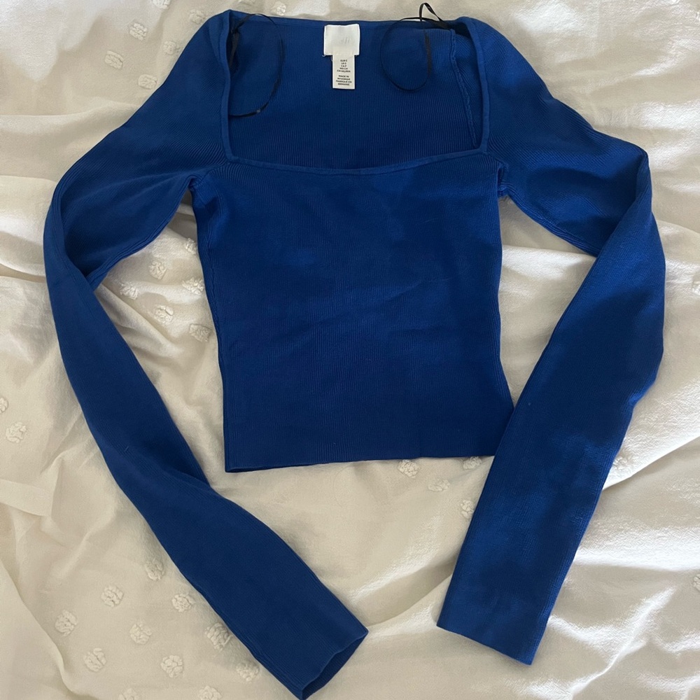 H and M blue top